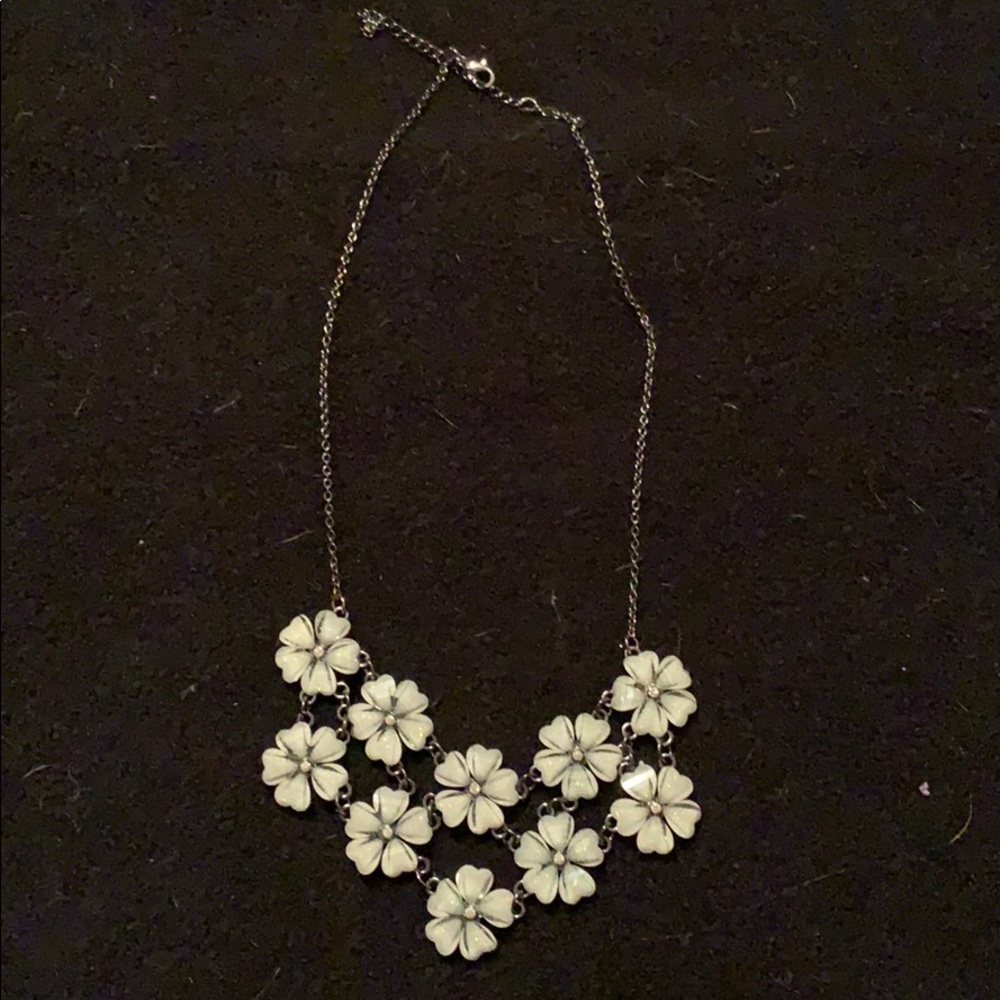 Floral necklace